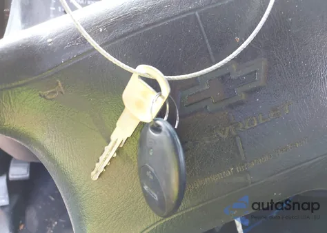 1995 Chevrolet Gmt-400 C1500 from USA, damaged, VIN 2GCEC19H9S1163703